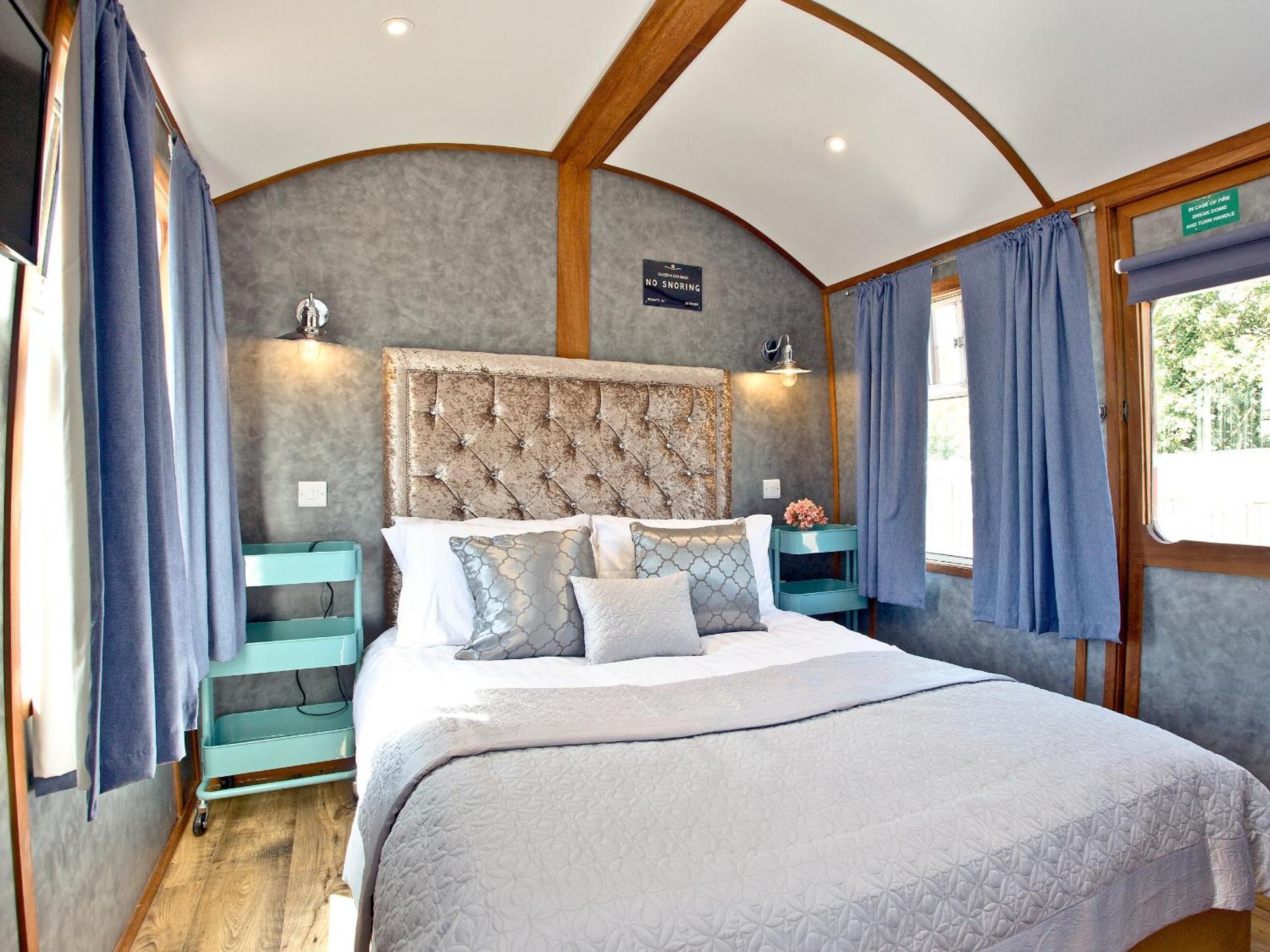 Brunel Boutique Railway Carriage 2 Dawlish Exterior photo