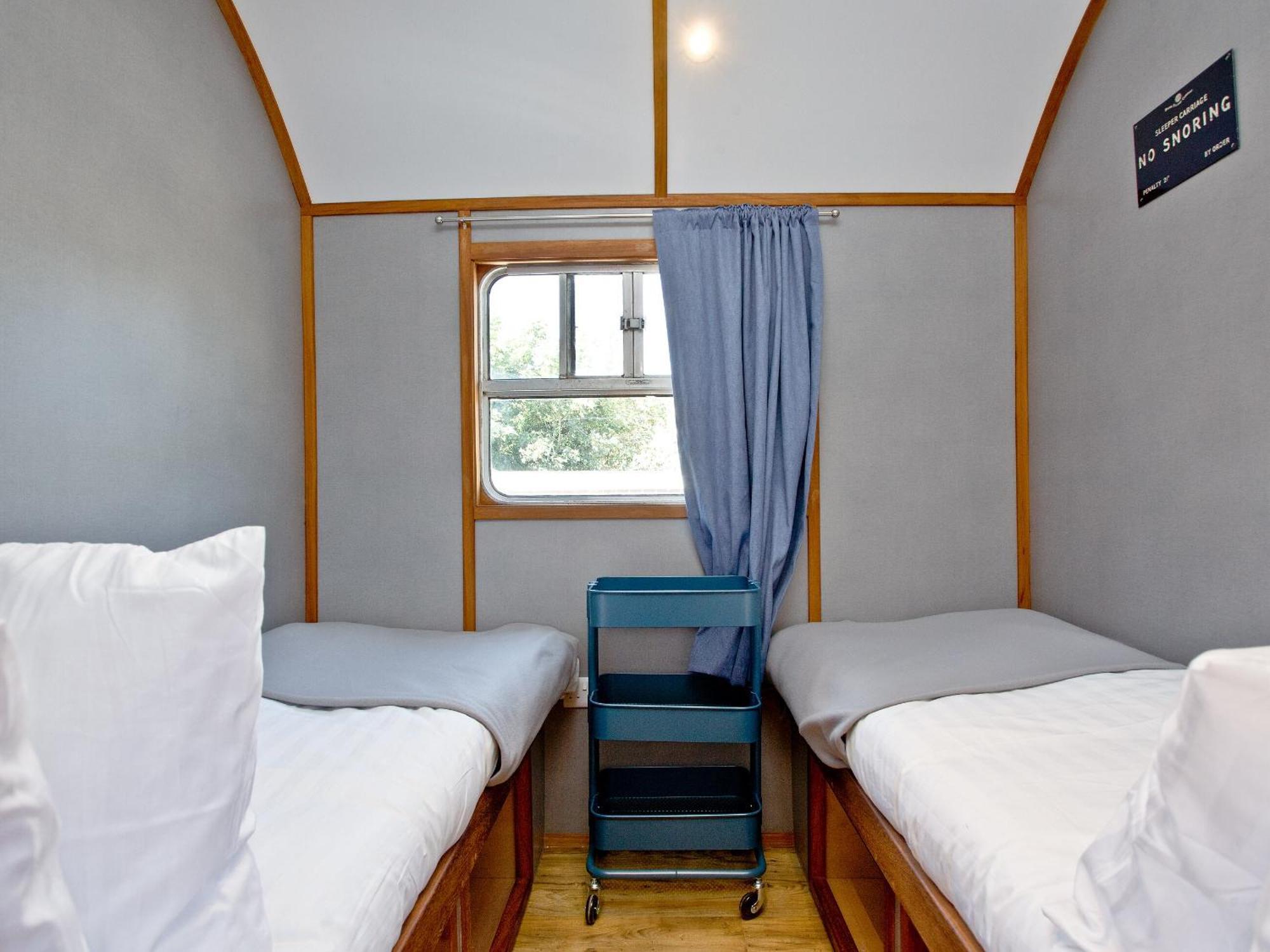 Brunel Boutique Railway Carriage 2 Dawlish Exterior photo